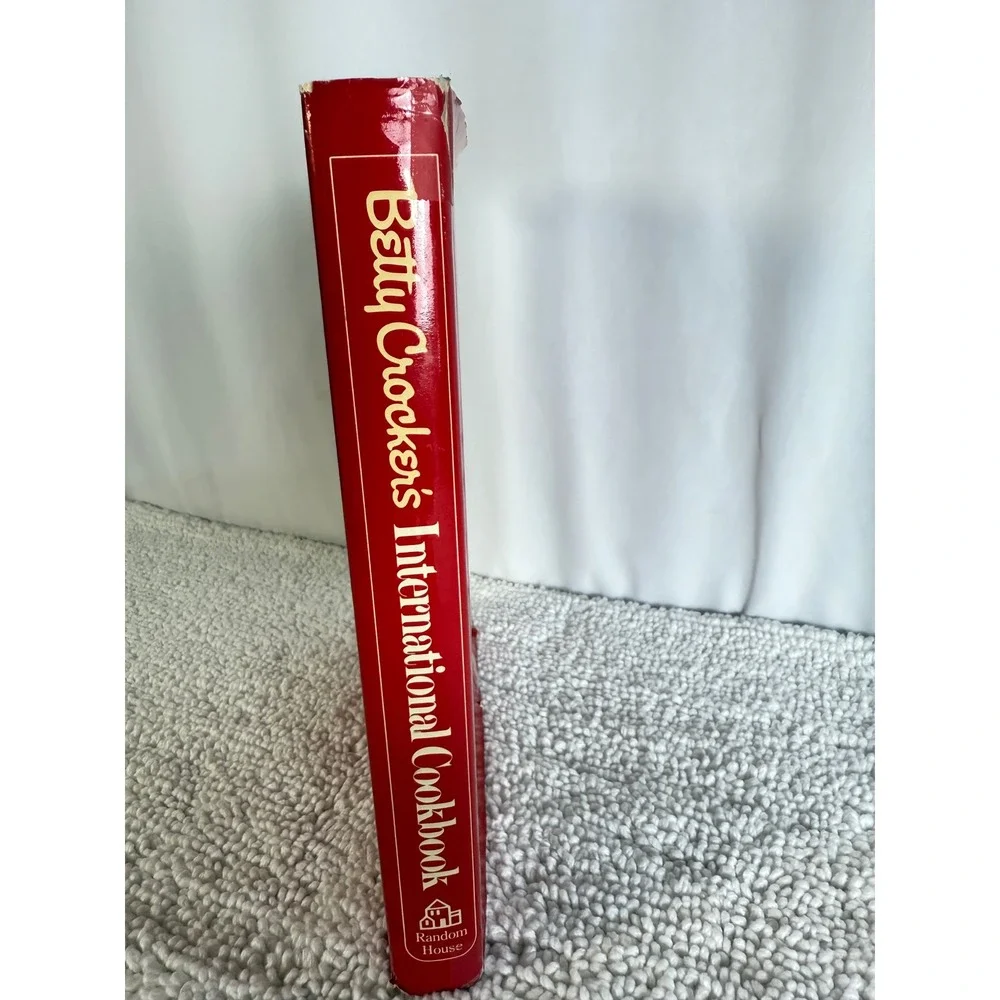 Betty Crocker's International Cookbook VTG 1980 Recipes‎ First Edition